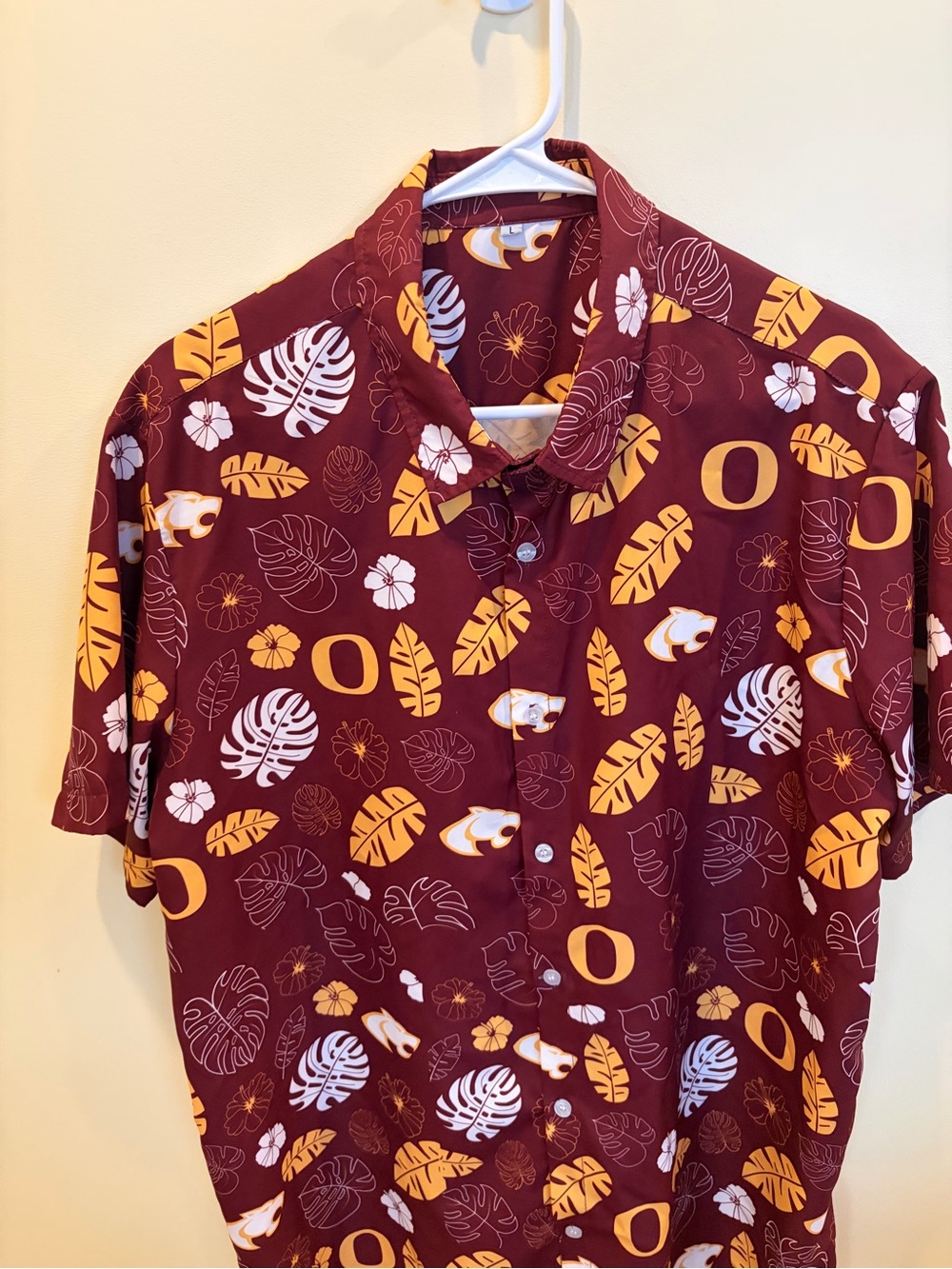 University of Oregon Garnet & Yellow Hawaiian Short-Sleeve Shirt / Size  L